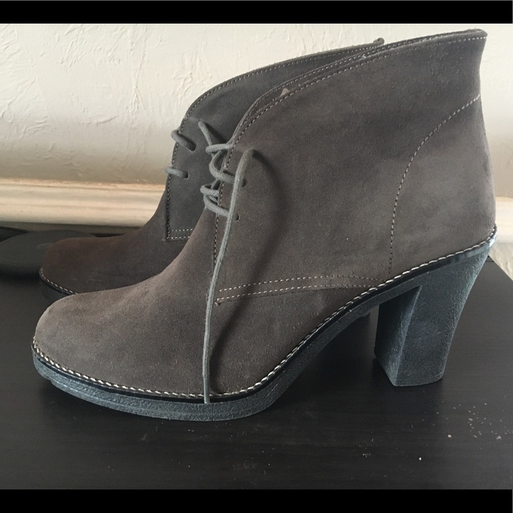 La Canadienne Heeled Booties